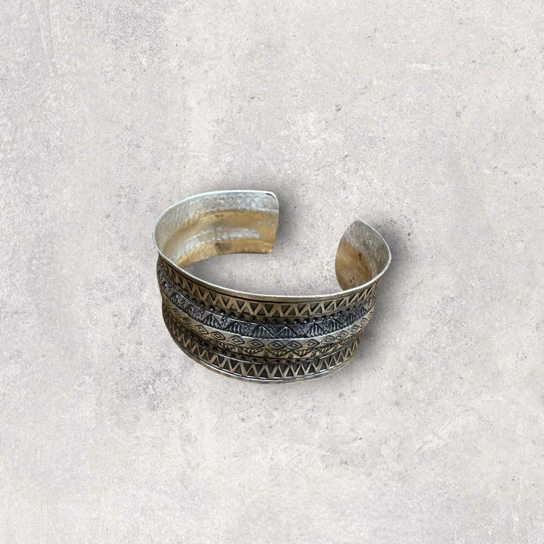 カレンシルバー シルバーバングル 民族柄 ヴィンテージ古着