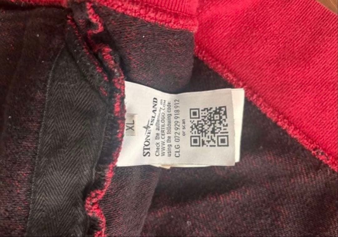 激レア　stone  ジップアップパーカー 早い者勝ち