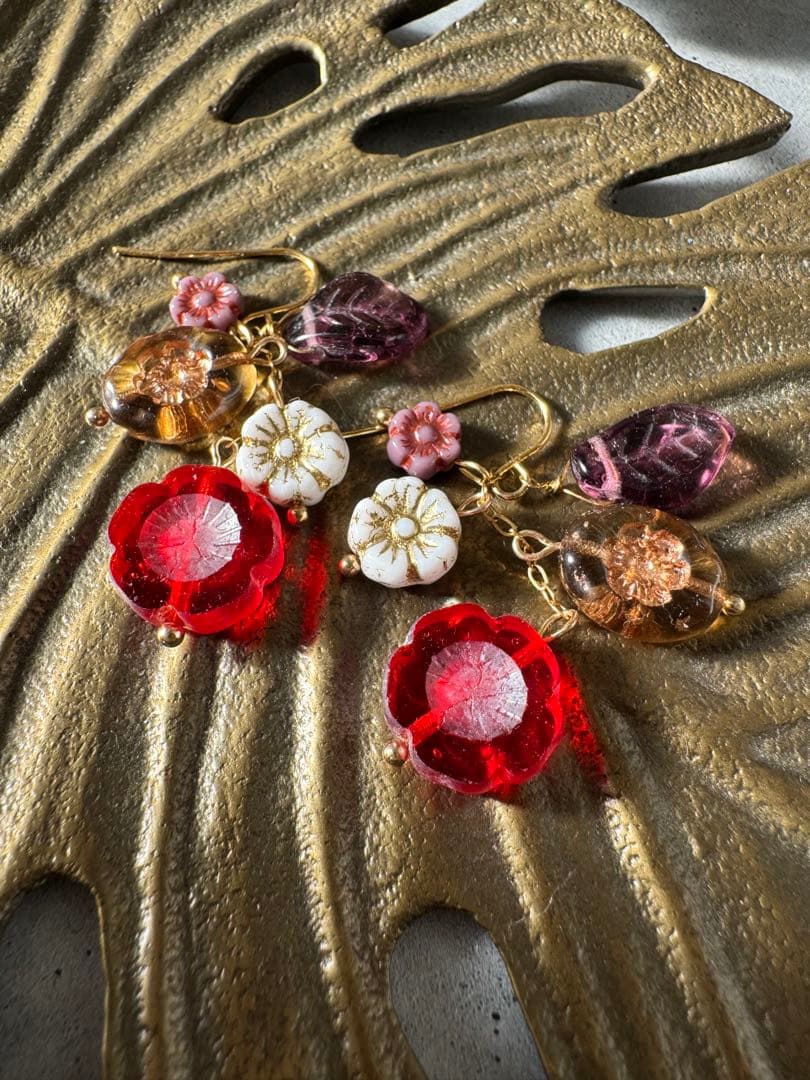 MAHANA 天然石ピアス