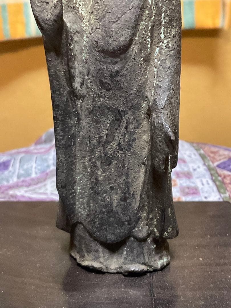 仏像／阿弥陀如来立像。鋼像　年代・江戸時代／中期。【足先欠如、後ろ側割れ有り】。