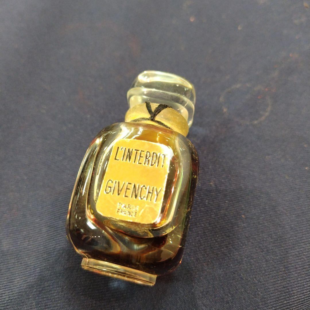 L'Interdit Givenchy 香水