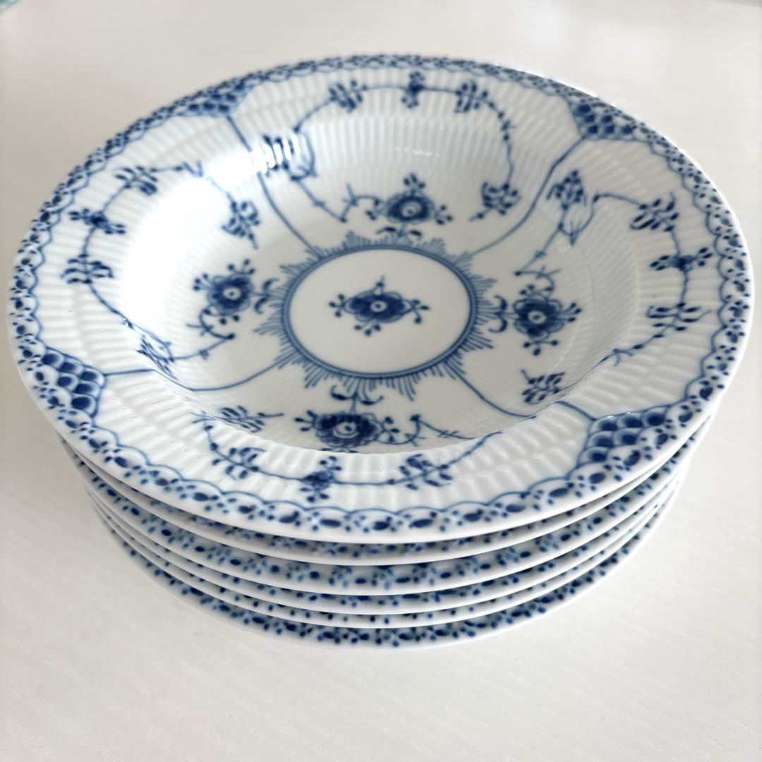 ロイヤルコペンハーゲン　ブルーフルーテッド ハーフレース ディープ プレート