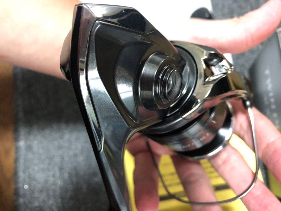 SHIMANO ツインパワー4000PG スピニングリール