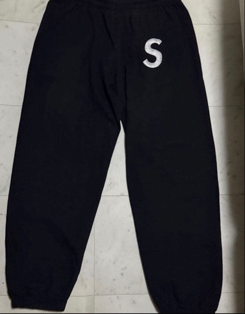 フ*ゥ様 Supreme XL ブラック パーカー なごみ