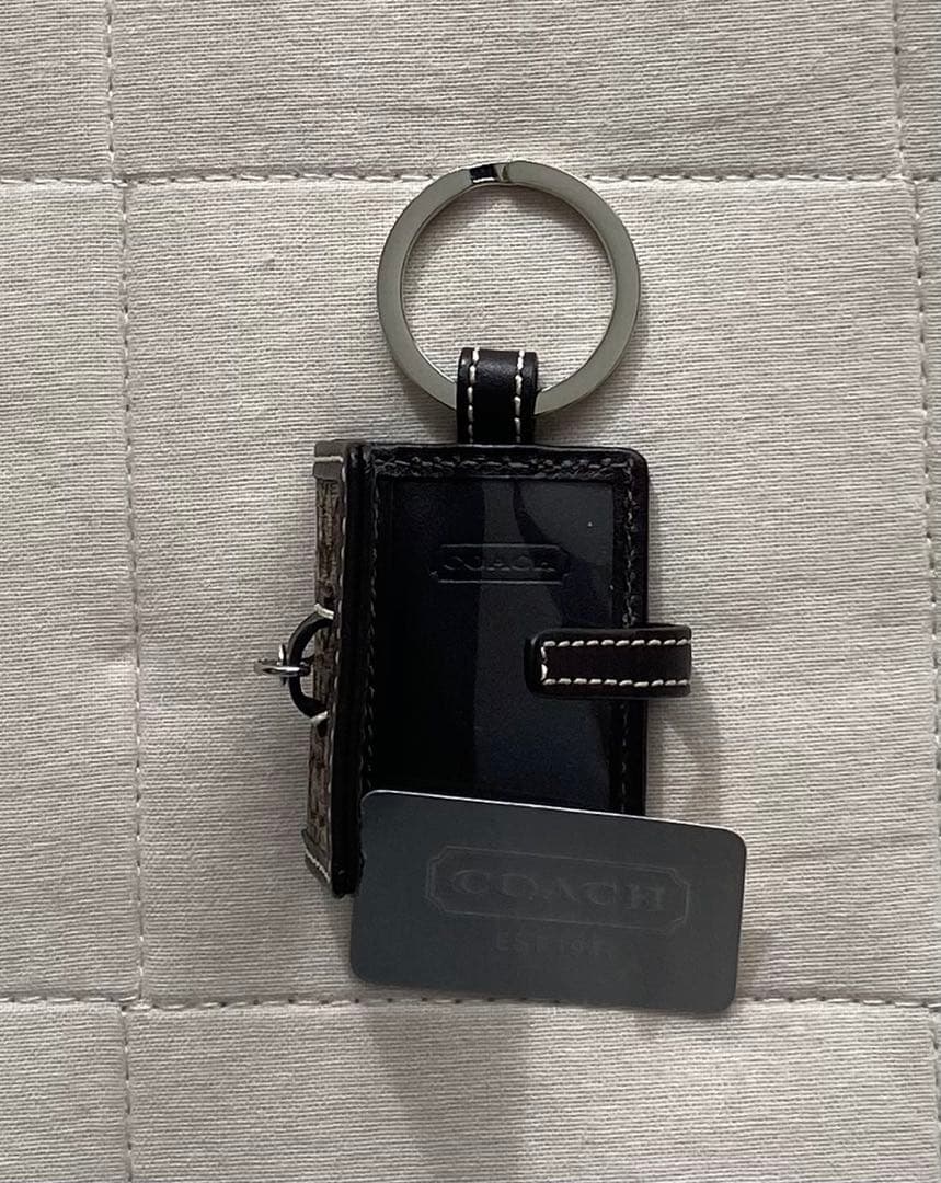 COACH コーチ ミニ手帳型 シグネチャー フォトキーホルダー リング