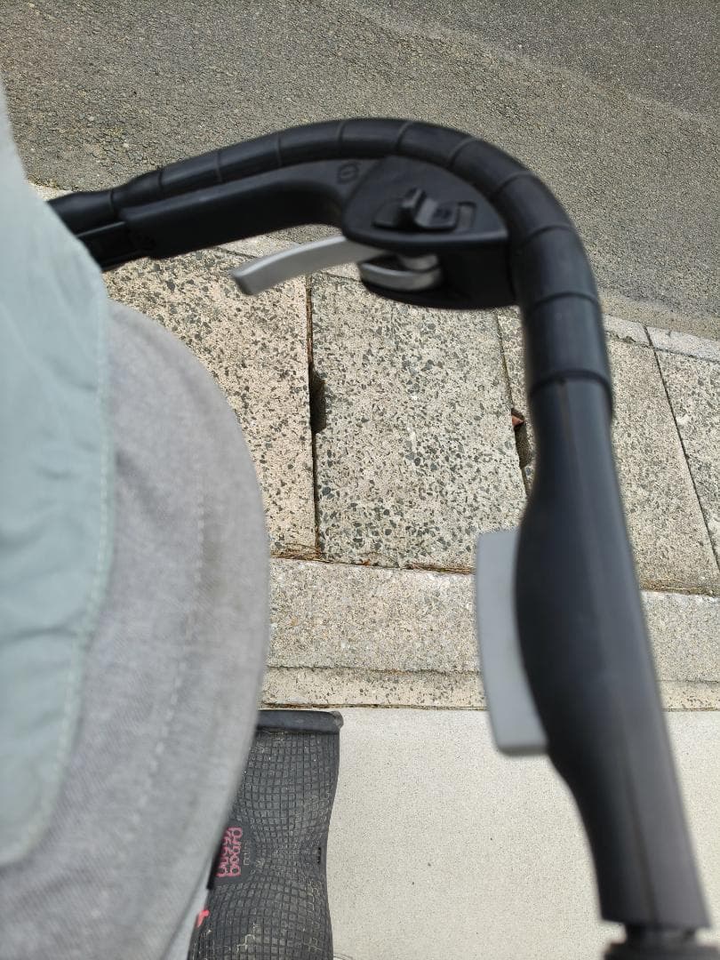 U*K様 baby jogger city select lux中古