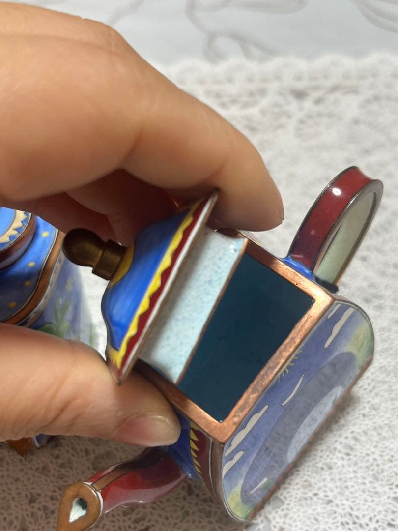 シャルロット ディ ヴィータ　ミニチュアティーポット象のロマンス 2セット