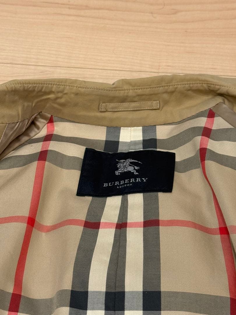 【huskies 】Burberry トレンチコート