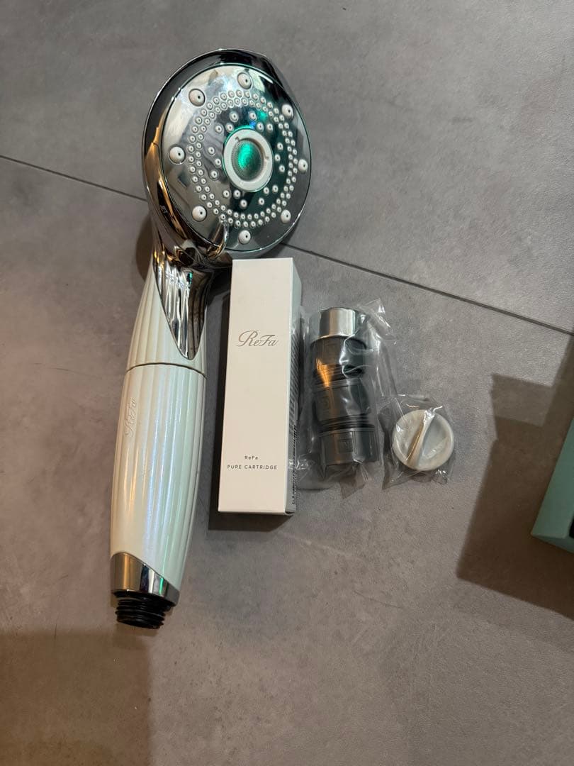 ReFa リファ ファインバブルピュア シャワーヘッド￼ 新品カートリッジ付き