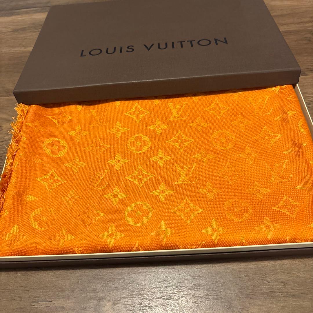 LOUIS VUITTON 大判スカール　オレンジ　美品　箱入り