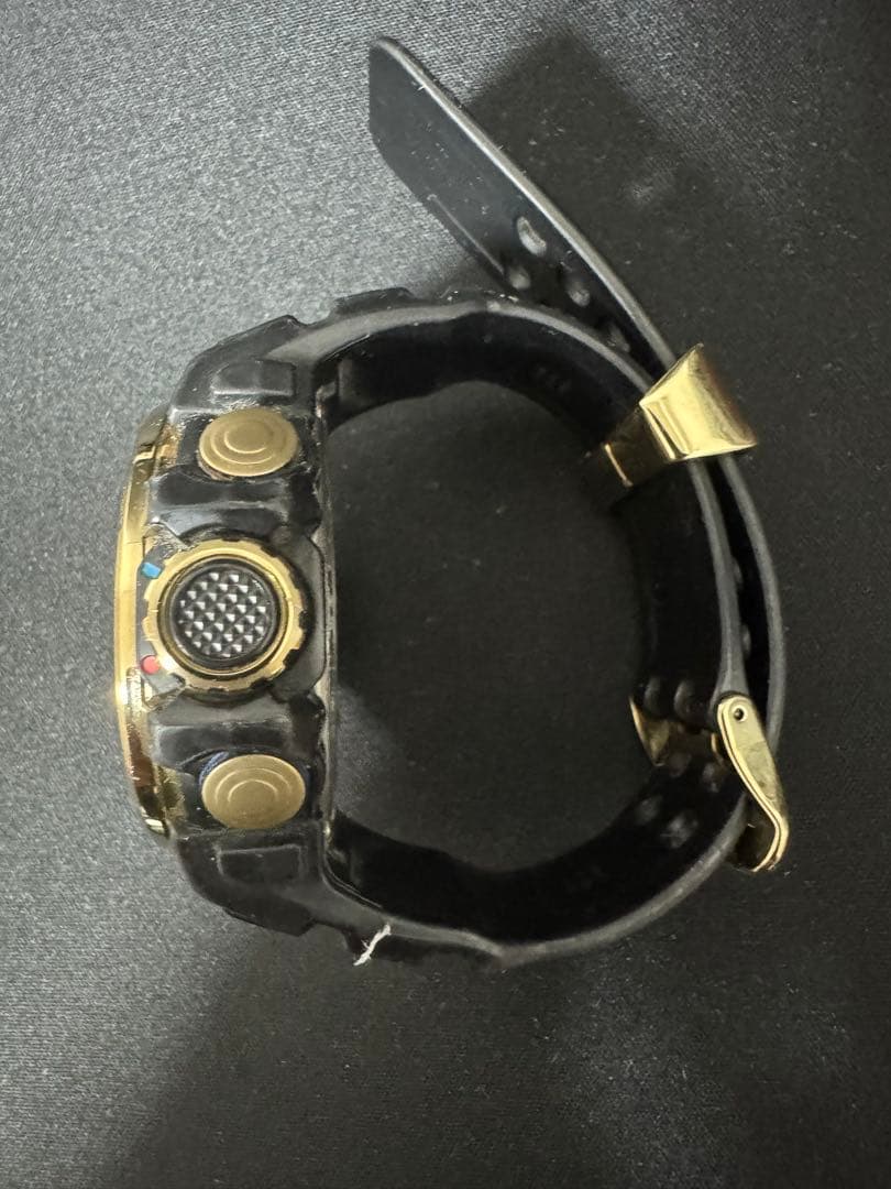 カシオ G-SHOCK ガルフマスター GWN-1000GB 電波ソーラー 金