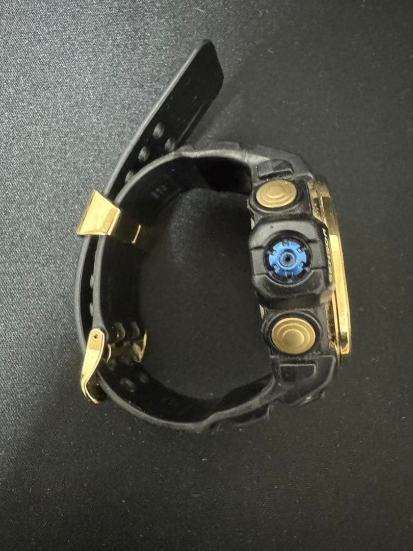 カシオ G-SHOCK ガルフマスター GWN-1000GB 電波ソーラー 金