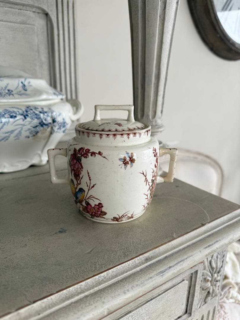 フランスアンティーク陶器リュネビィルmesangeシュガーポット