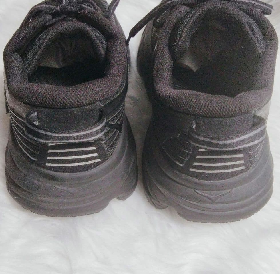 ホカ オネオネ BONDI 7 ランニングシューズ スニーカー 厚底 24.5