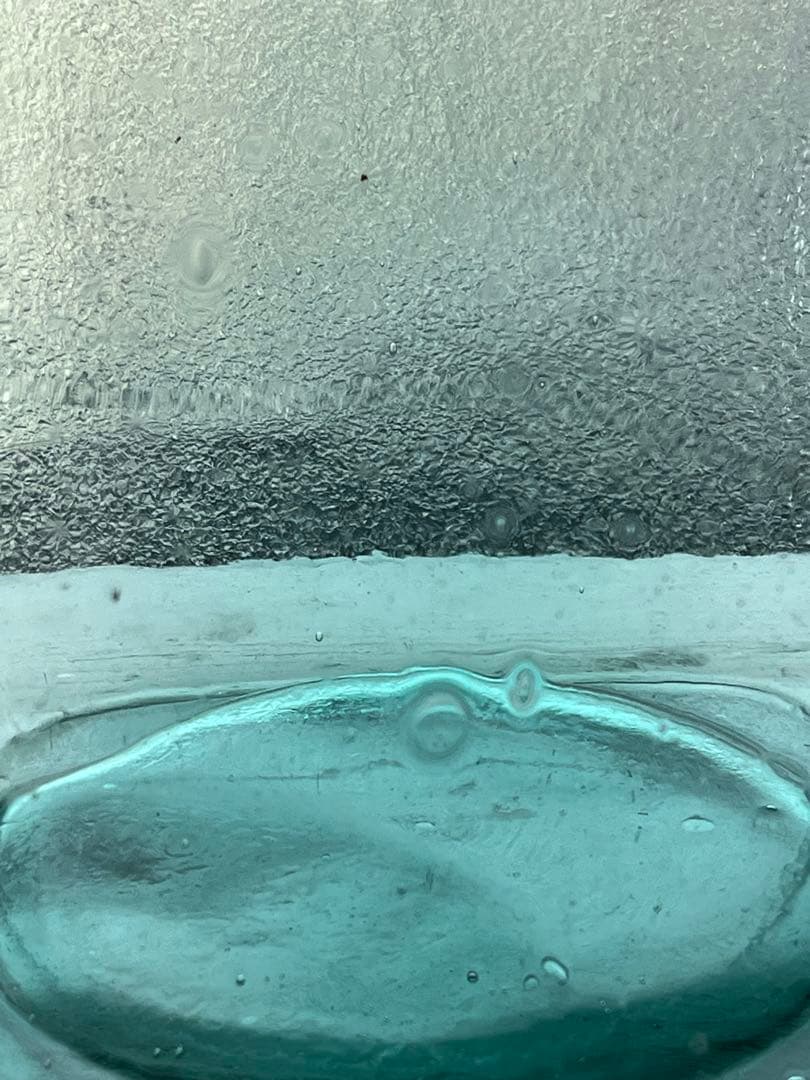 【気泡たっぷり】昭和レトロ　ブルー系　蓋付きガラス瓶