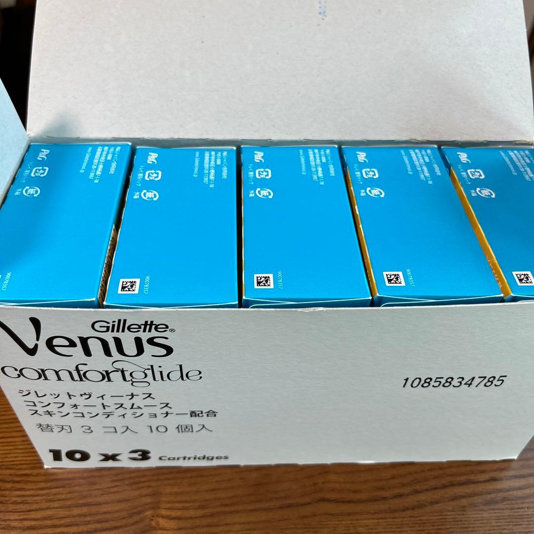 ジレット ヴィーナス コンフォートスムース スキンコンディショナー配合 替刃3…