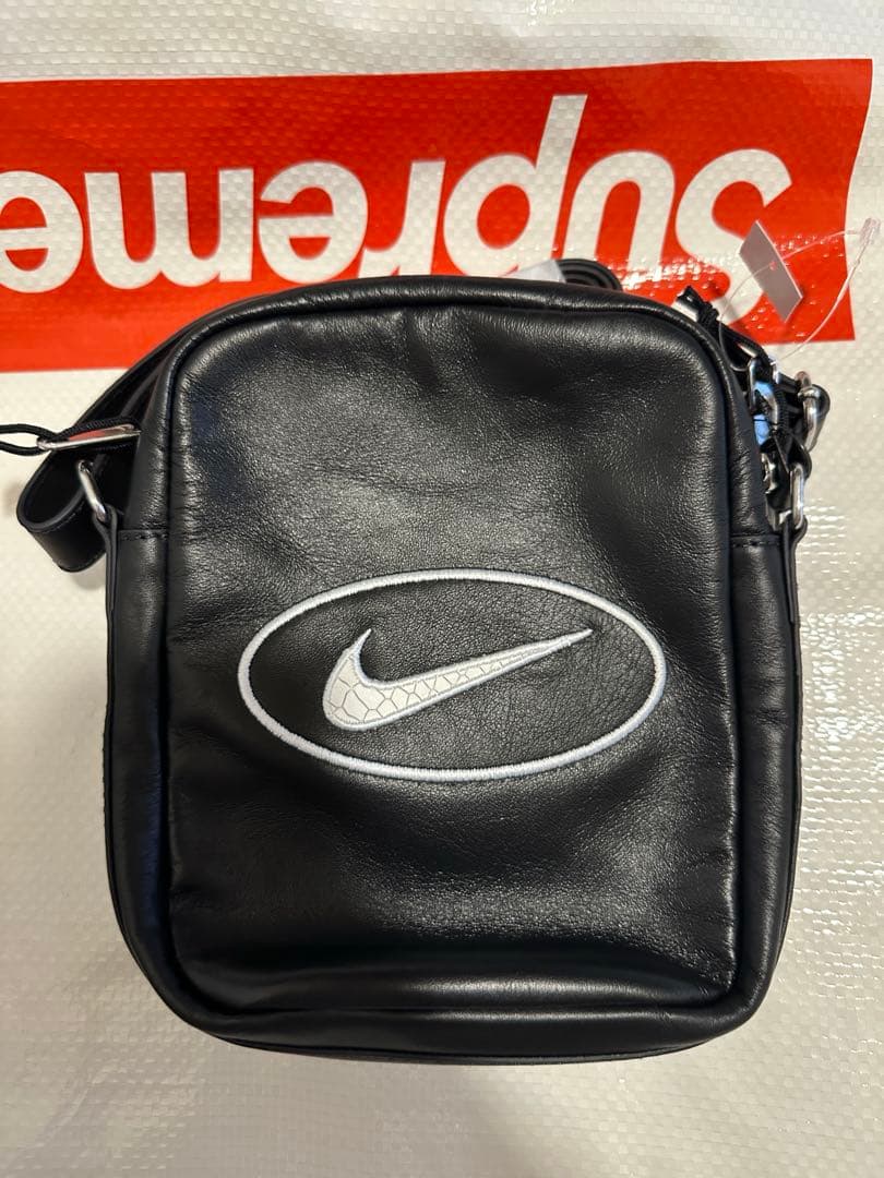 バッグ Supreme x Nike Leather Shoulder Bag