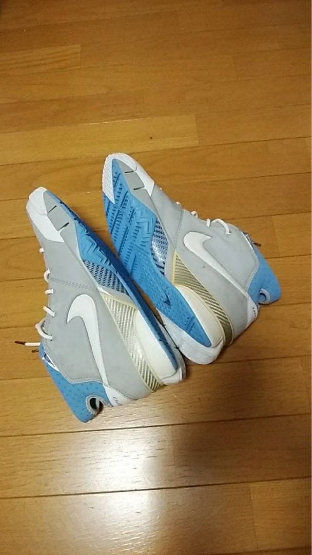 ナイキ ZOOMAIR UPTEMPO MPLS グレー/ブルー/ホワイト