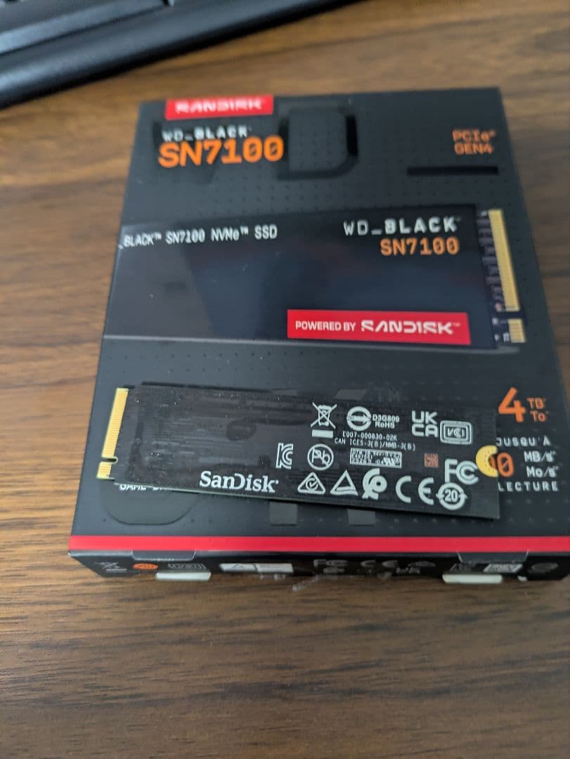 内蔵型SSD WD_BLACK SN7100 4TB SSD M.2 2280