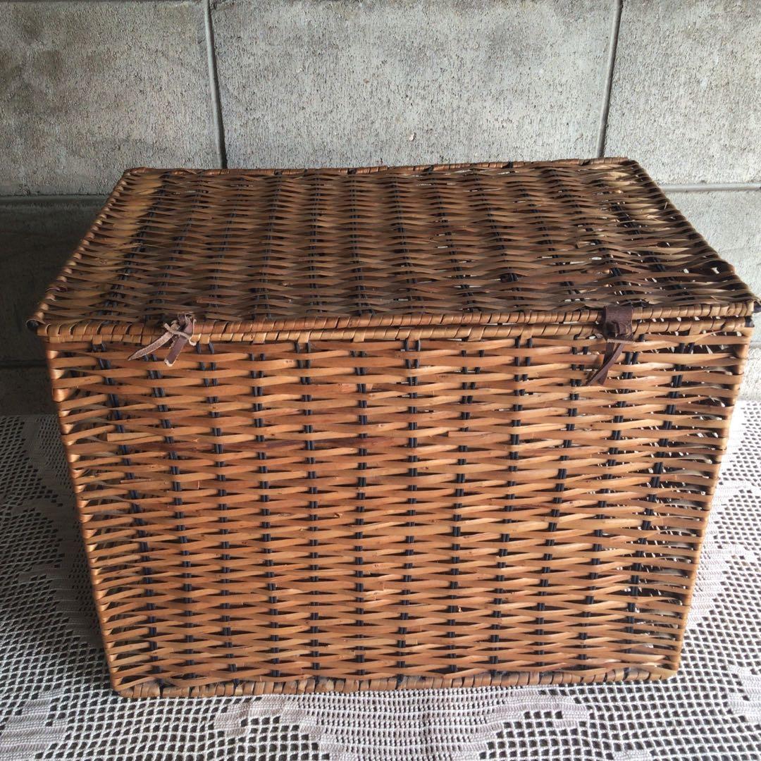 昭和レトロ・竹籠・かご・ラタン・バスケット・脱衣かご・収納箱・古道具