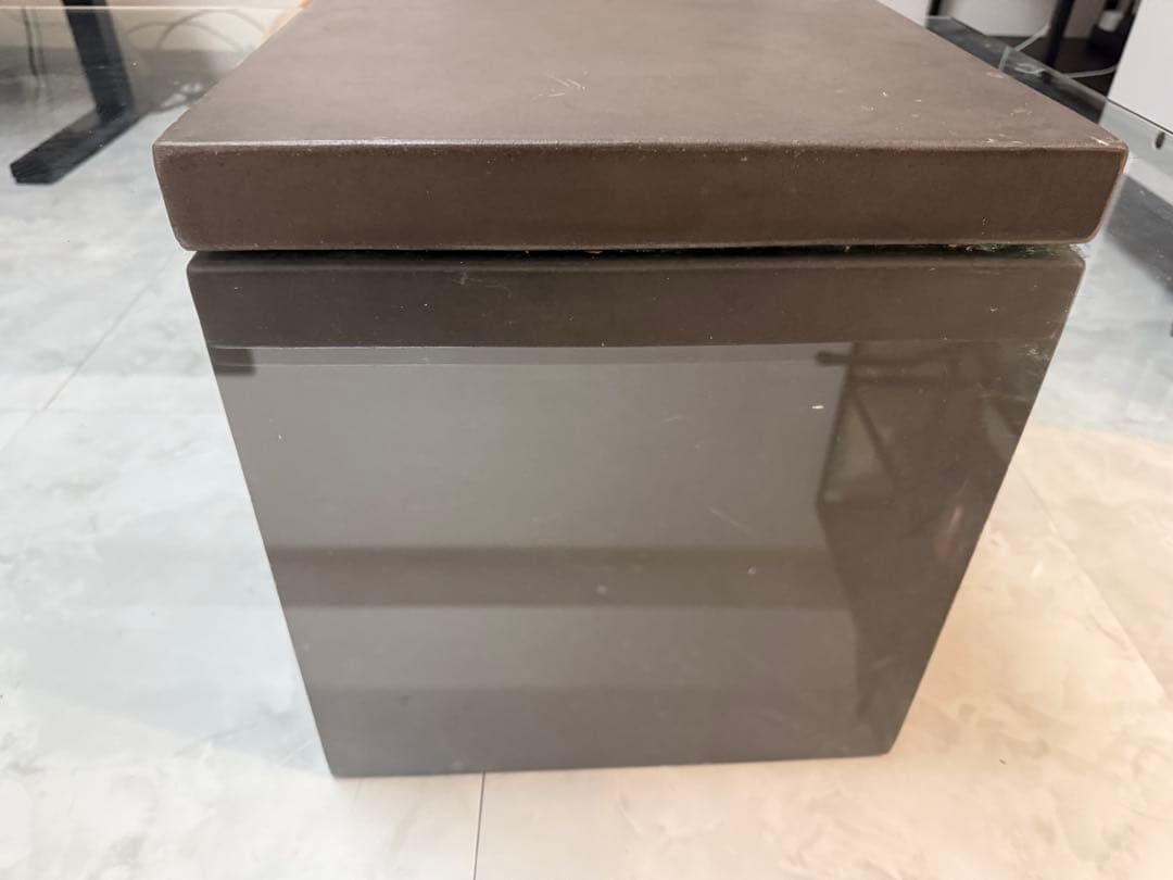 moda en casa FLYING table ガラステーブル