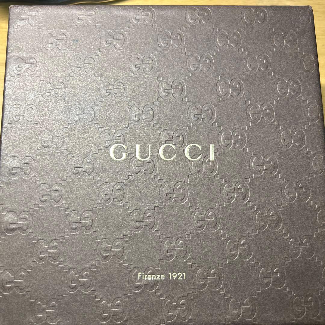 GUCCI ブラックファーイヤーマフ