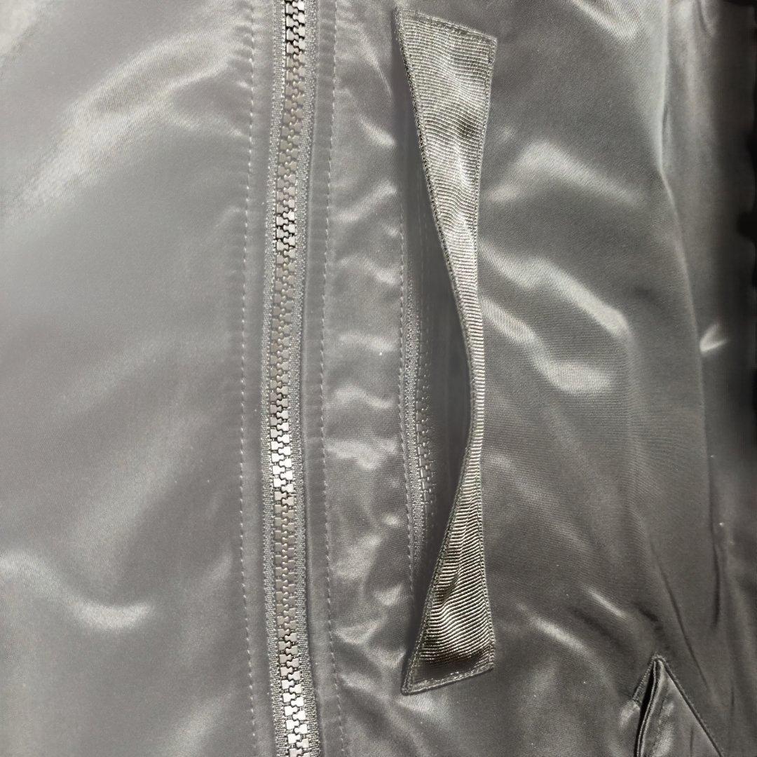 ユニクロ限定+J ハイブリッドダウンオーバーサイズ復刻コラボMA-1 (XL)