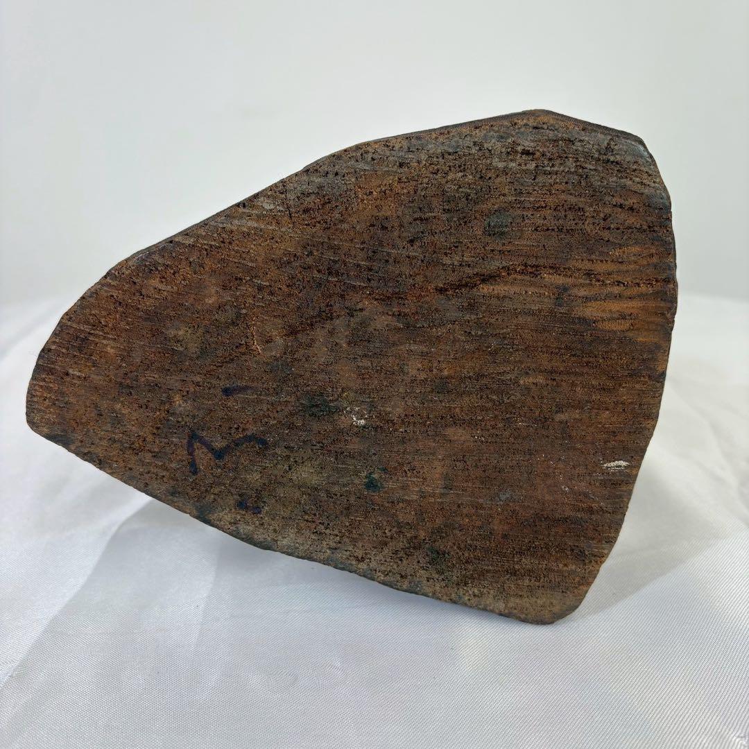 木彫り熊　背負い鮭　彫刻　北海道