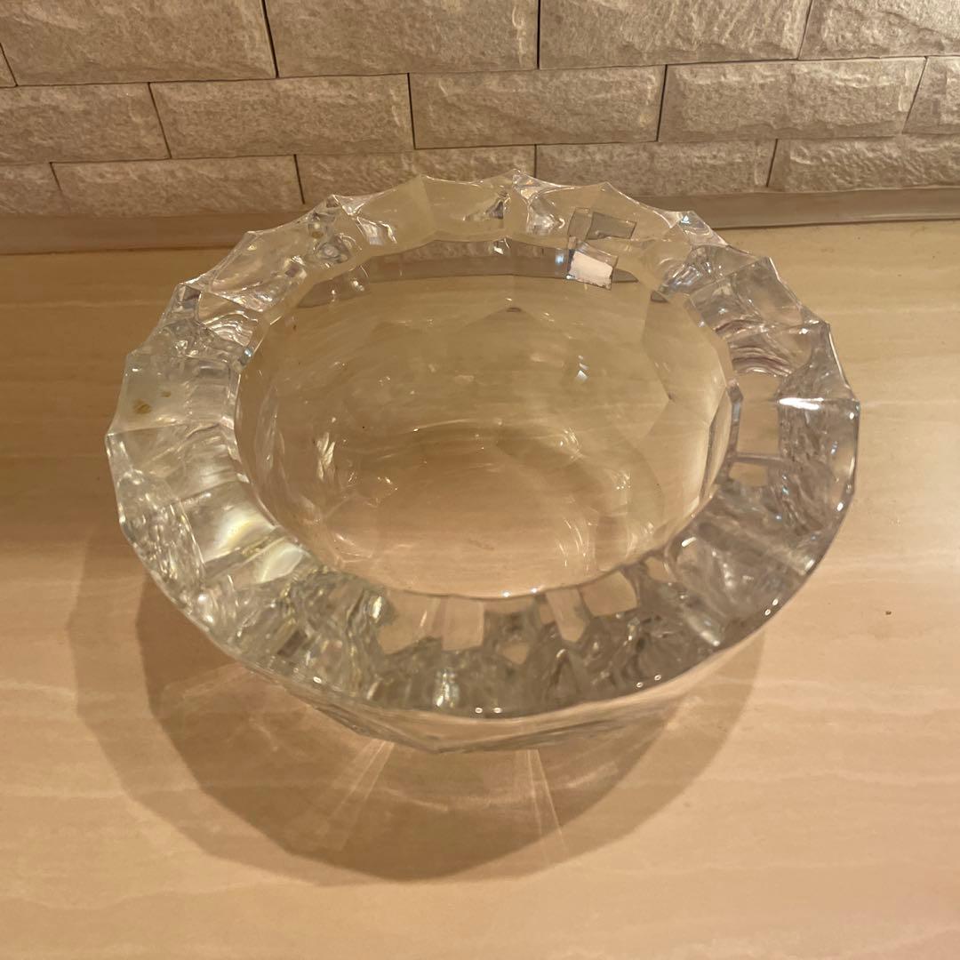 昭和レトロ　不動産屋で人を殴るガラス灰皿