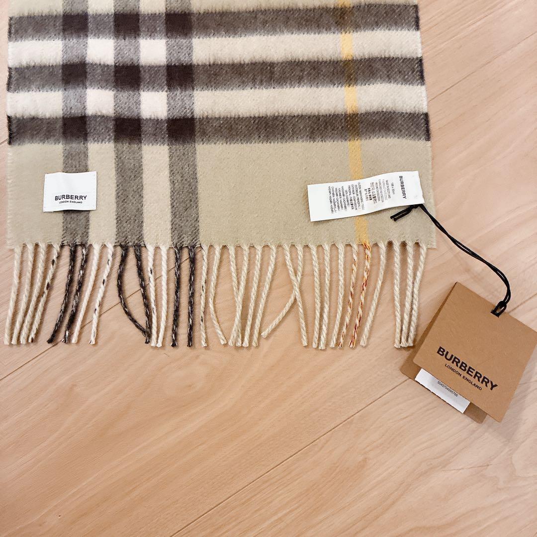 【新品未使用】BURBERRY マフラー