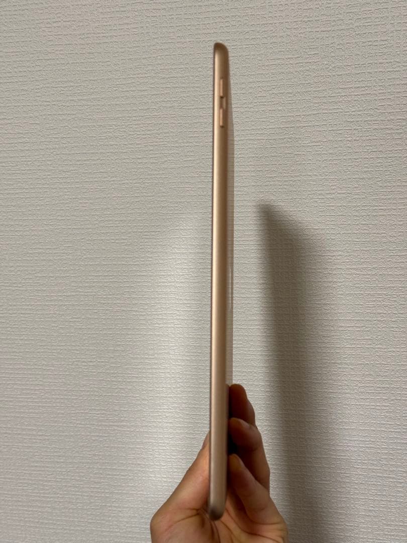 ピンクゴールド iPad 第6世代　本体