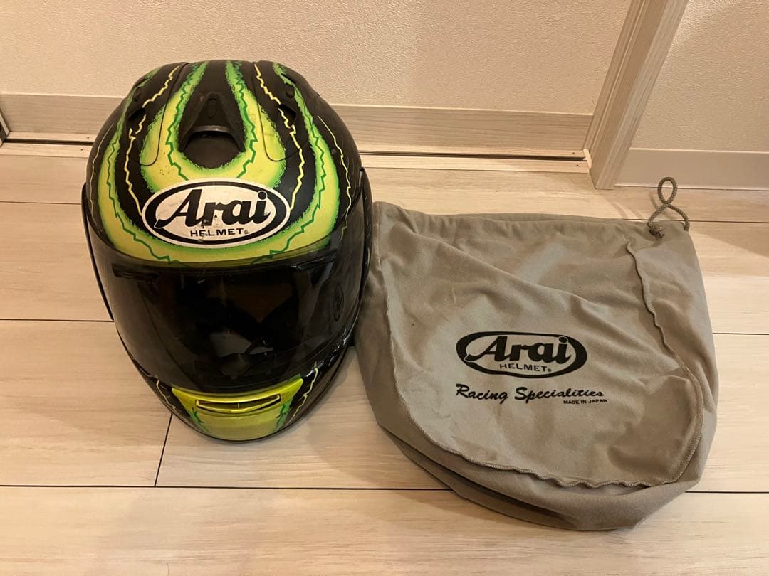 Arai フルフェイスヘルメット ブラック/グリーン