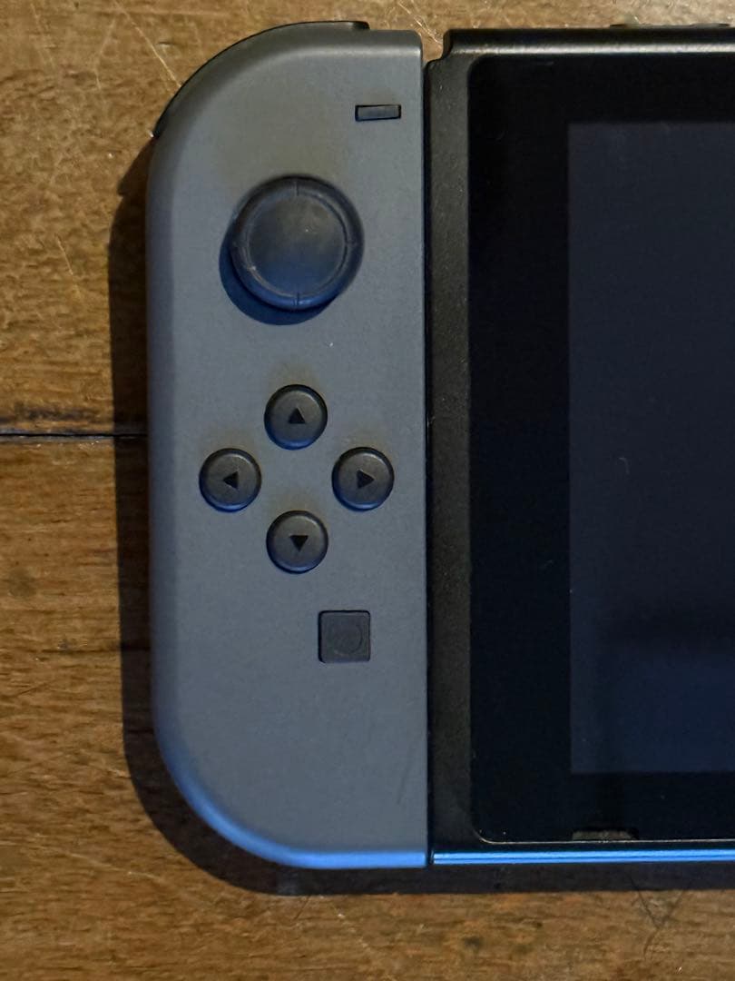Nintendo Switch 赤/黒 本体