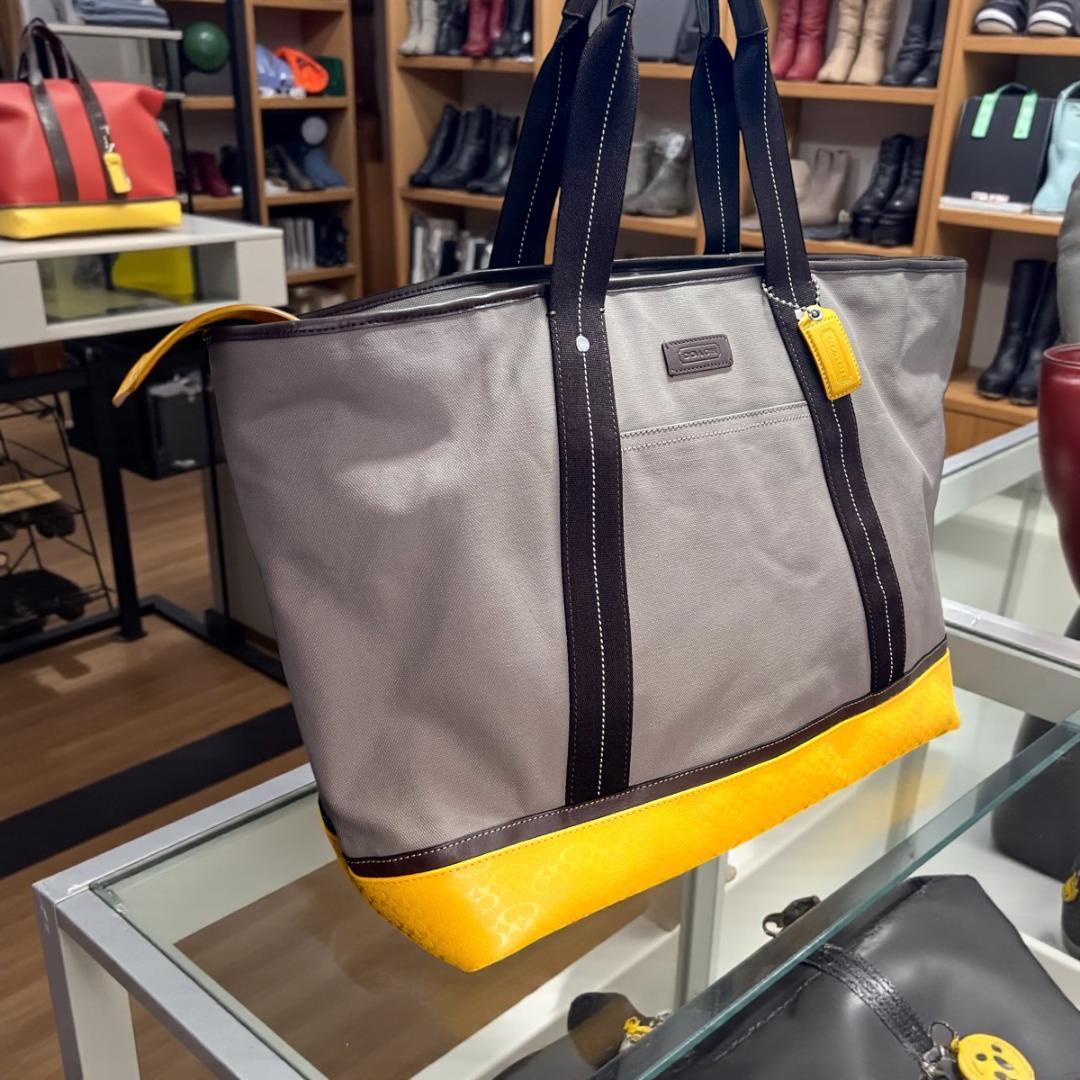 正規品＆超人気商品‼️ コーチ ウィークエンド トートバッグ