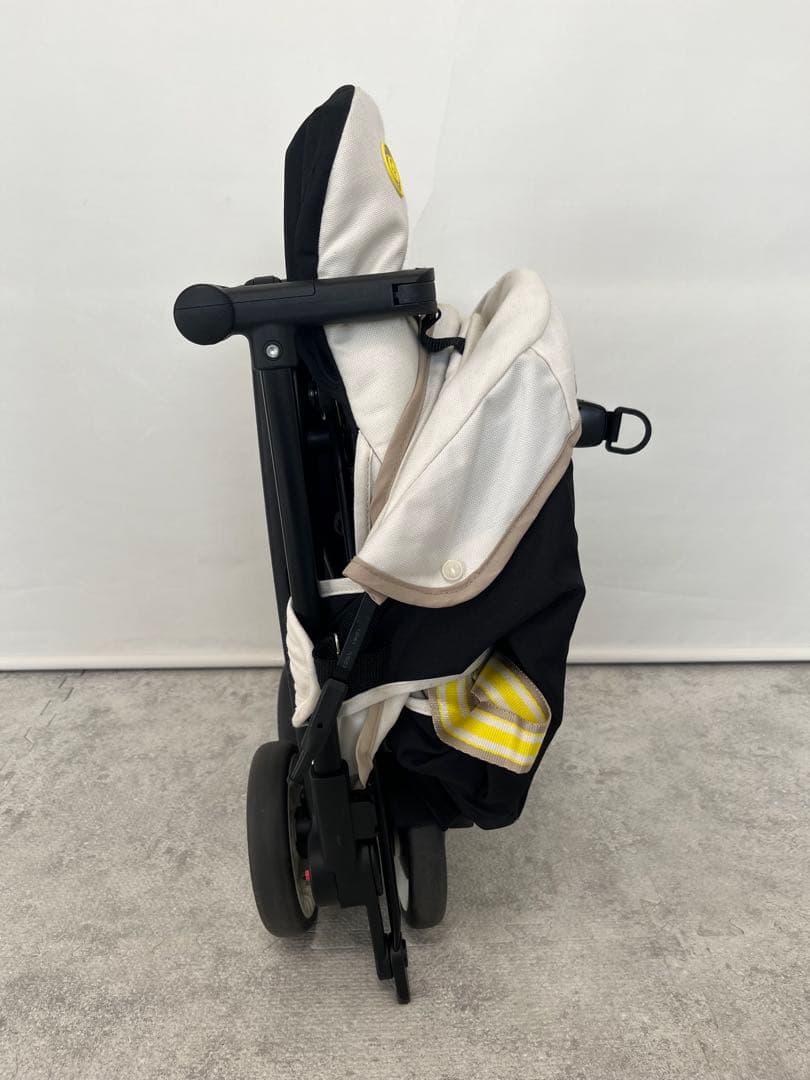 【cyber】サイベックス　 リベル シーシェルベージュ バンパーバー付き