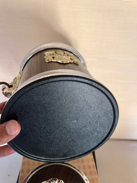 アンティークとヴィンテージ....).