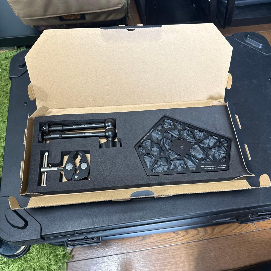 OMA FACTORY ミニテーブル