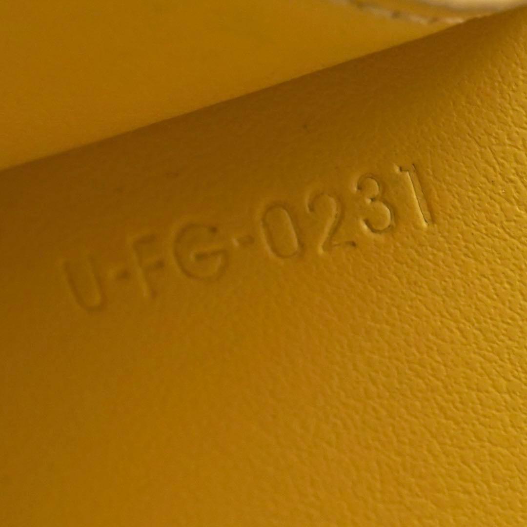 ✨未使用展示品✨　CELINE ミニ財布　スモールトリフォールド　三つ折り　黄色