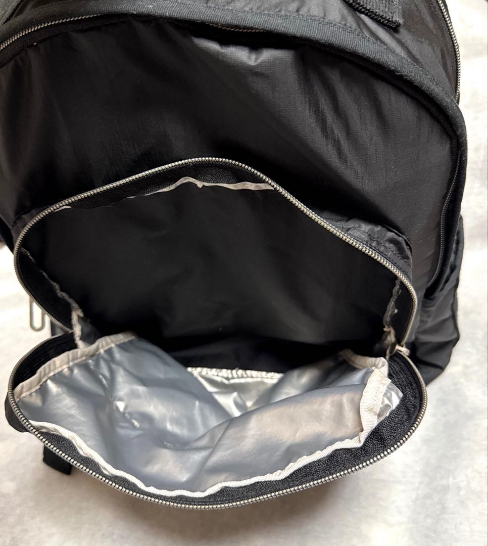 【美品】レスポートサック　ESSENTIAL CARRYALL BPブラック