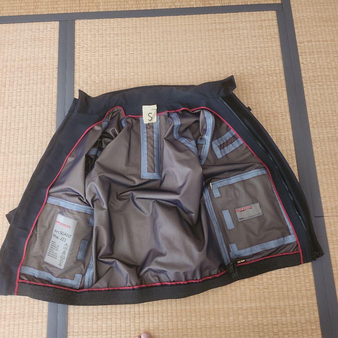 H*L様 PRADA ルナロッサ プラダ ピレリ リネア ロッサ ロゴマーク入り