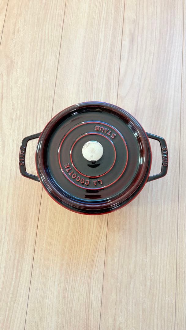 STAUB ストーブ　22cm 鍋