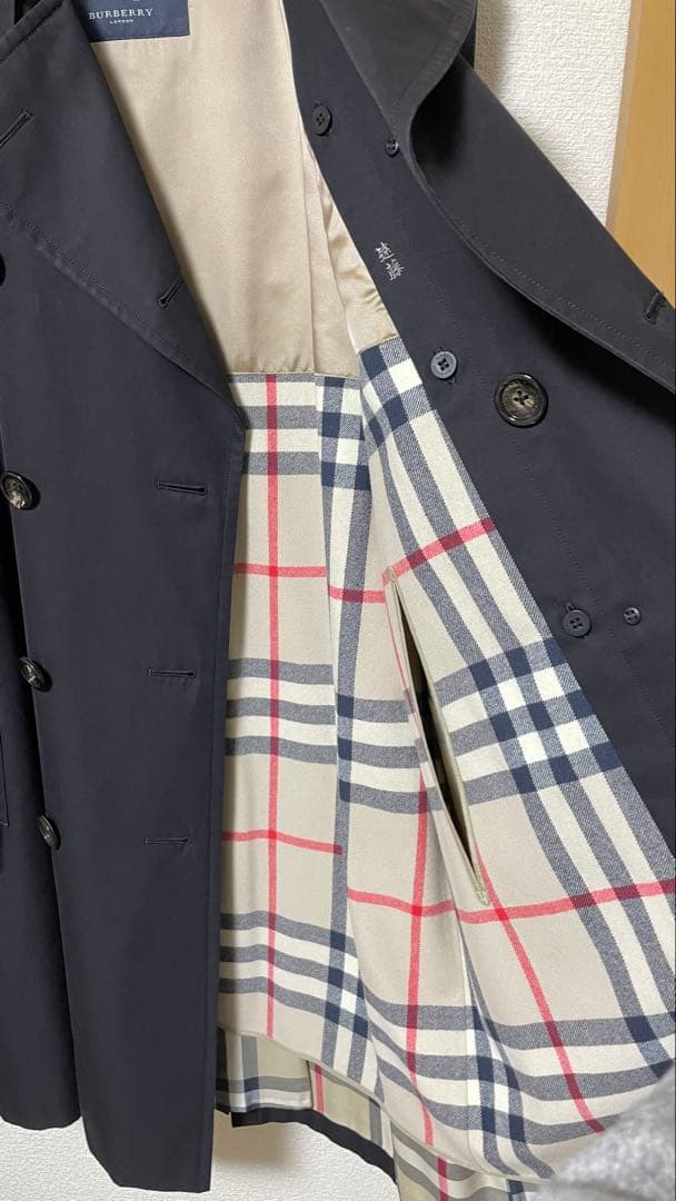 BURBERRY ブラック トレンチコート