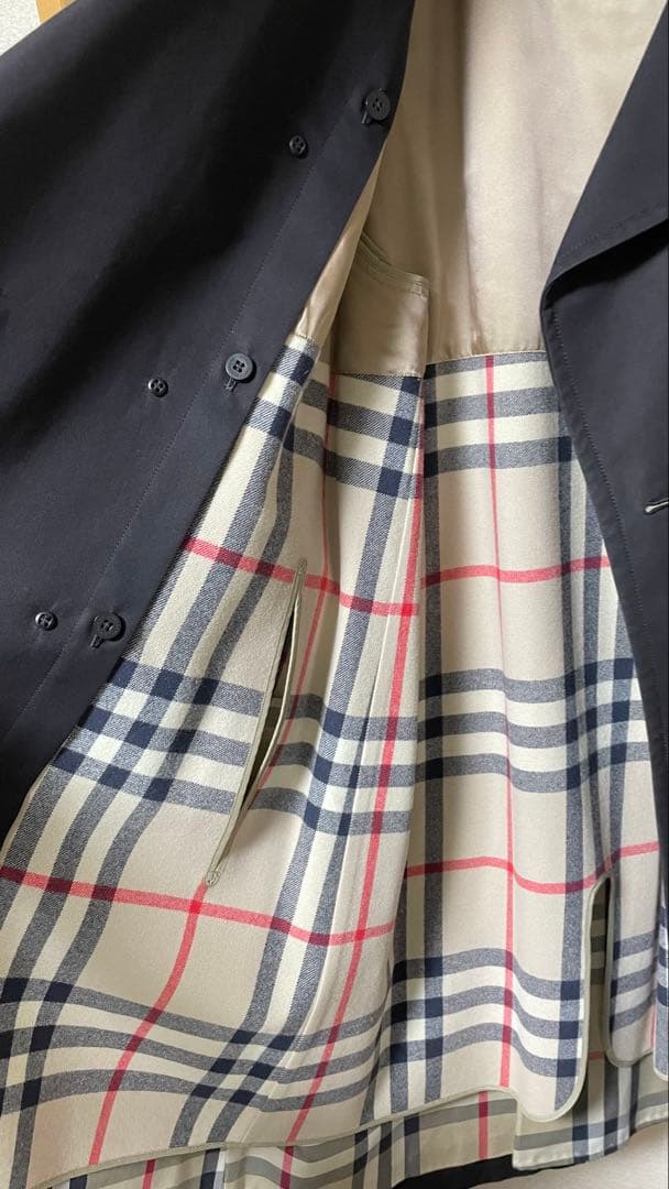 BURBERRY ブラック トレンチコート