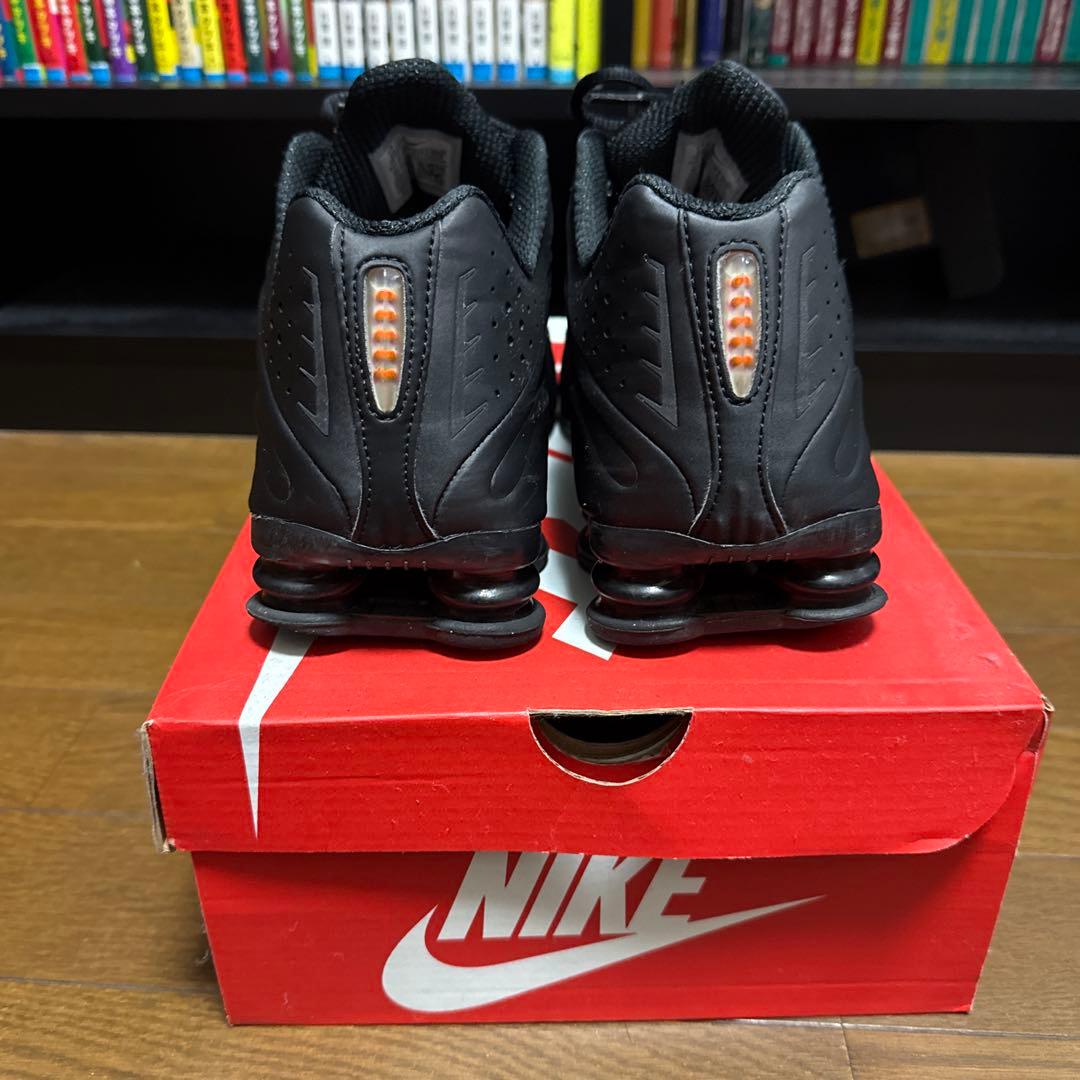 靴 Nike Shox R4 \"Black