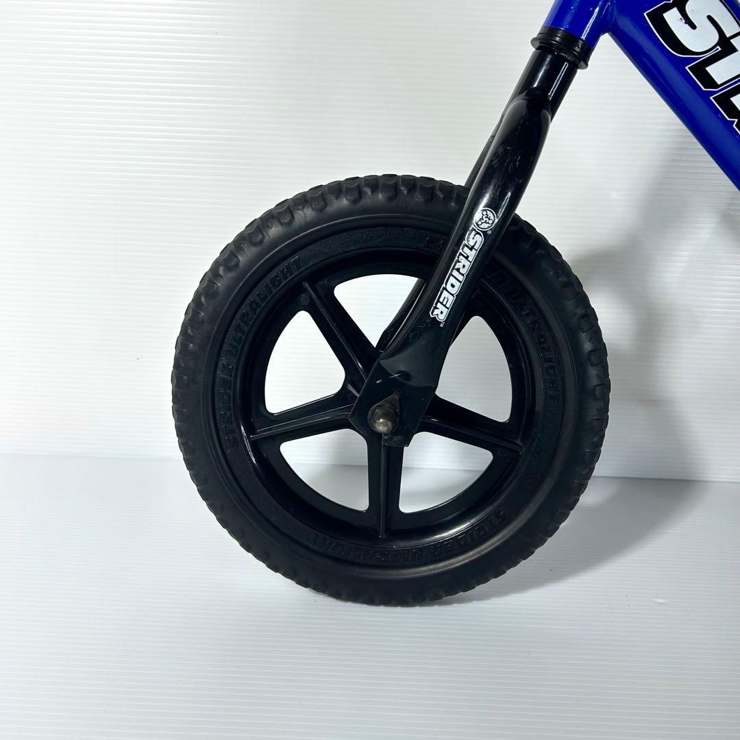 美品☆ストライダー クラシック 12 キックバイク ブルー 補助なし