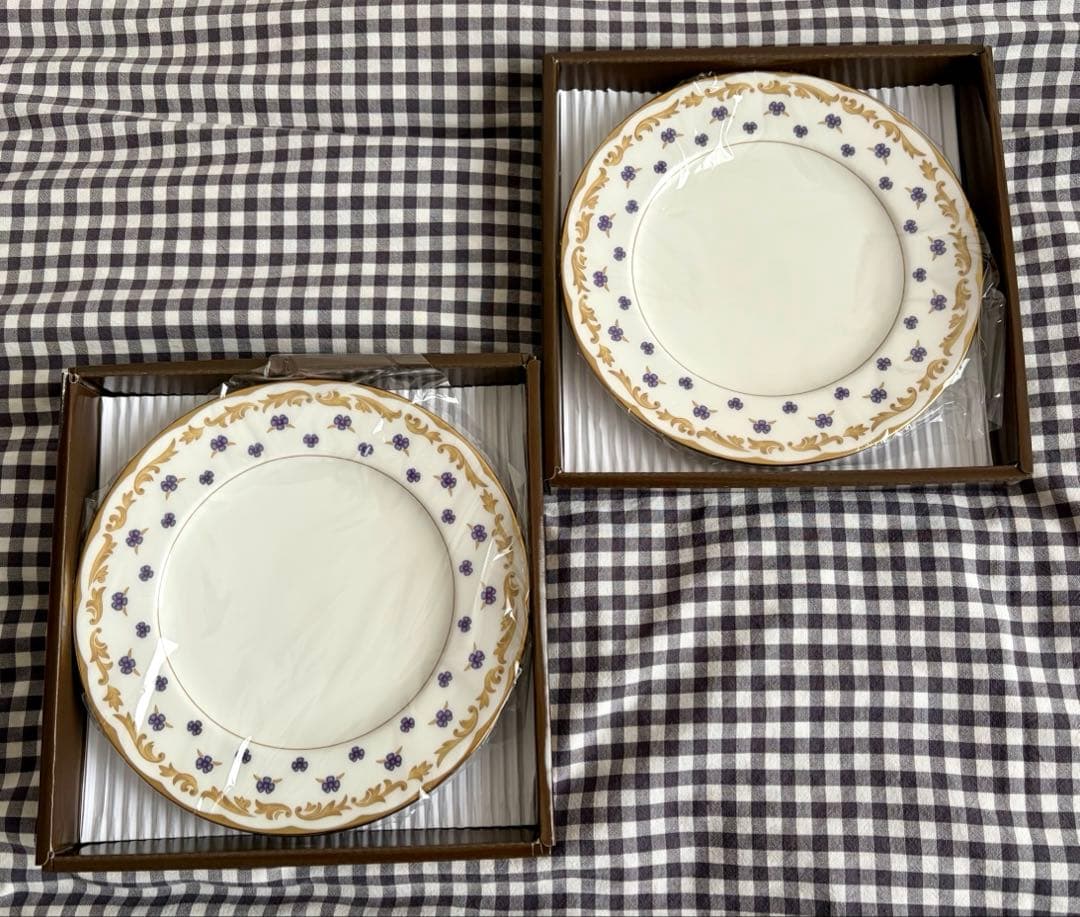 送料込み☆ビオラのケーキ皿セット