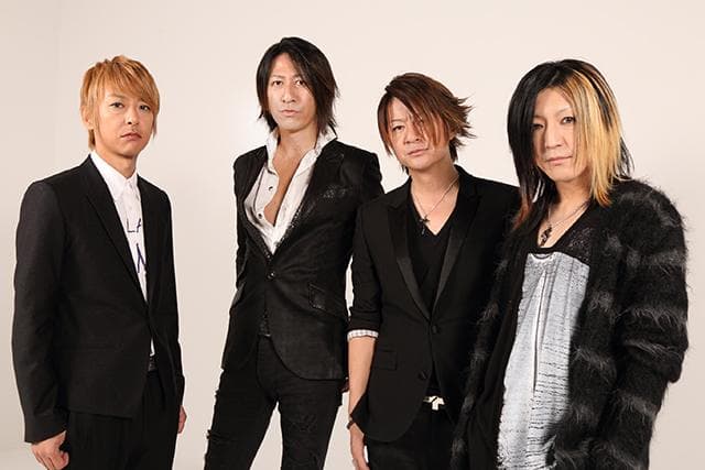 送料込）激レア GLAY TERU 着 シルバーベルト
