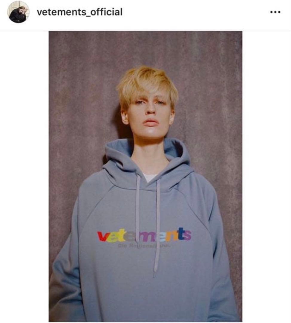 VETEMENTS パーカー 【18ss】