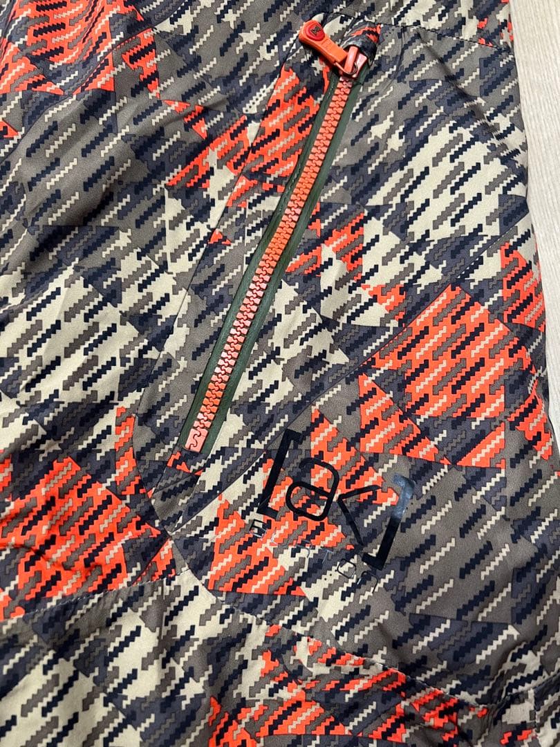BURTON[AK] GORE-TEX スノーボードパンツ　L ゴアテックス
