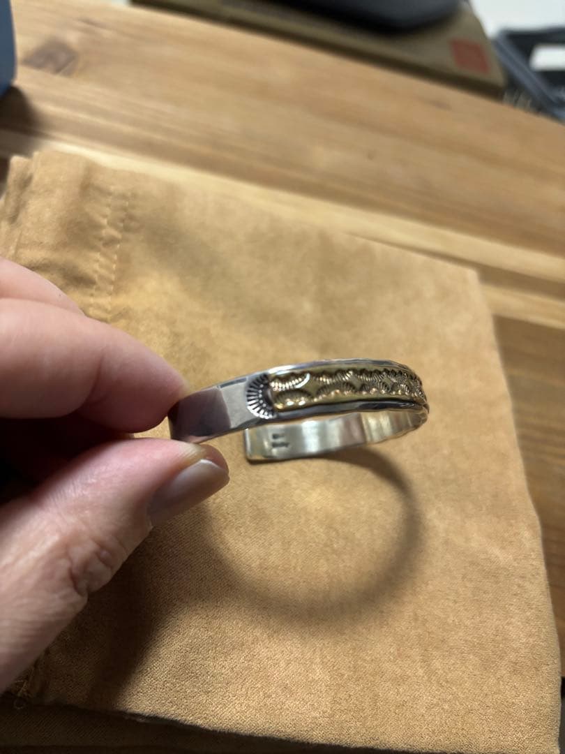 【美品】インディアンジュエリー Marc Antia 12KGF バングル